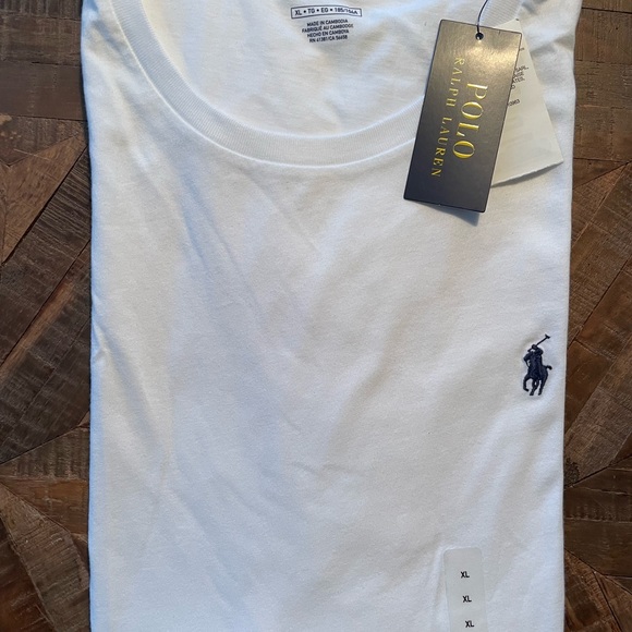 NWT Ralph Lauren — White T-shirt with Logo XL - Picture 2 of 6